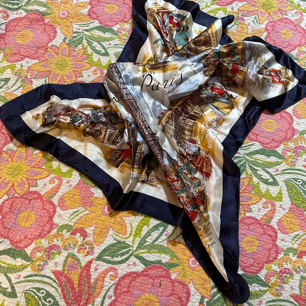 Vintage L’ Histoire de Paris souvenir scarf - Picture 4 of 4